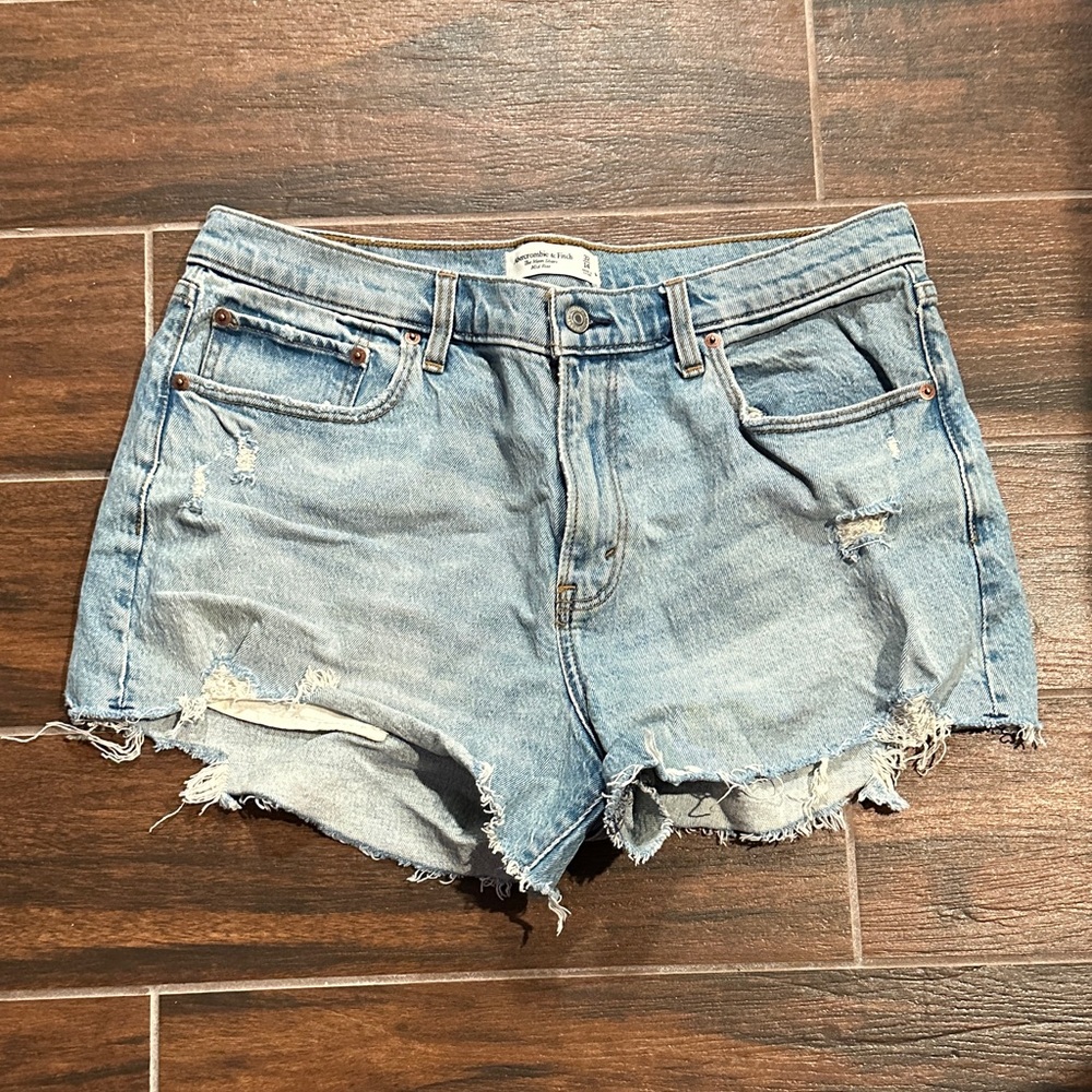Abercrombie - The Mom Shorts - 32